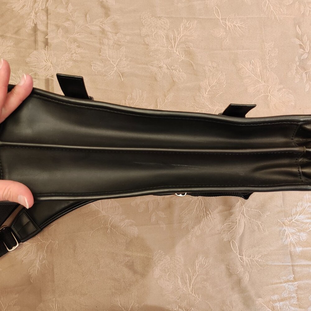 Kenneth Cole Reaction Briefcase 521885, Excellent Used Condition! (EUC) - Picture 6 of 14